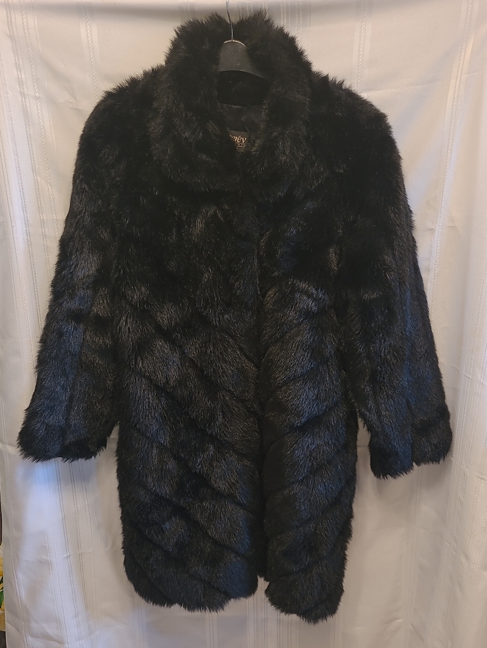 Vintage Monterey Fashions Faux Fur Coat in Black - Size Large